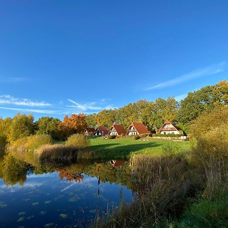 Finnhaeuser Am Vogelpark - Haus Hanni Marlow Bagian luar foto